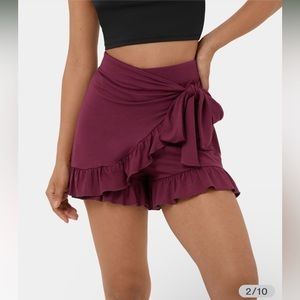 High Waisted Tie Side Ruffle Hem Flowy Casual Shorts 3.5"